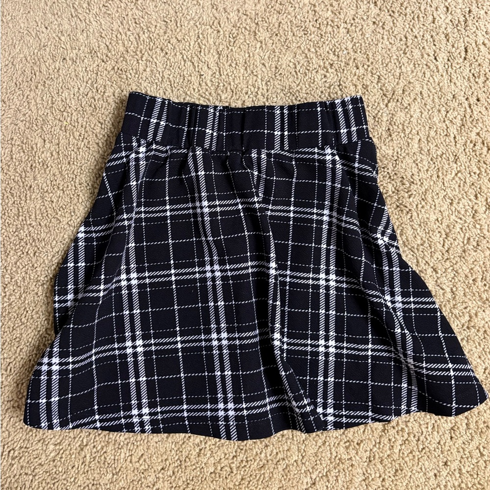Plaid Black and White Women's Skirt